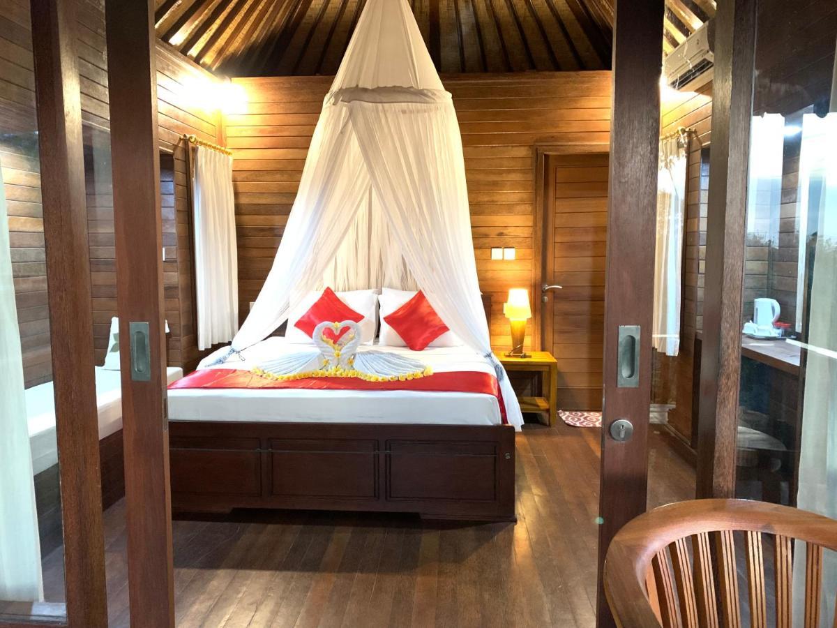 Bukit Permata Lembongan Hotel นูซาเลมโบงัน ภายนอก รูปภาพ