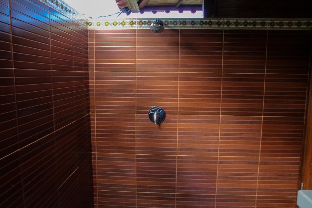 Bukit Permata Lembongan Hotel นูซาเลมโบงัน ภายนอก รูปภาพ